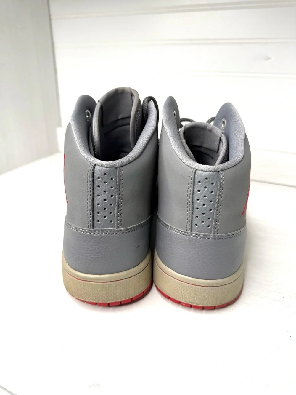 Jordan Executive Wolf Grey Varsity Red Size 12M- Rare Nike Sneaker